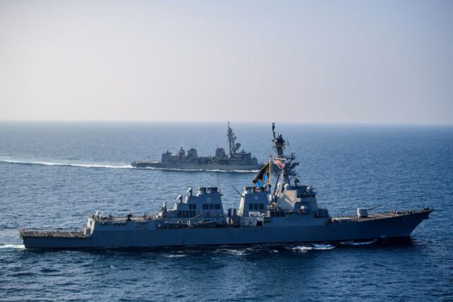 Tàu chiến Mỹ đến Biển Đỏ. Ảnh Bộ quốc phòng Mỹ